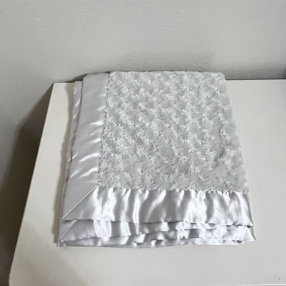 My Blankee White Rosette Swirl Baby Blanket Satin Trim Security Blanket Lovey - Picture 16 of 16
